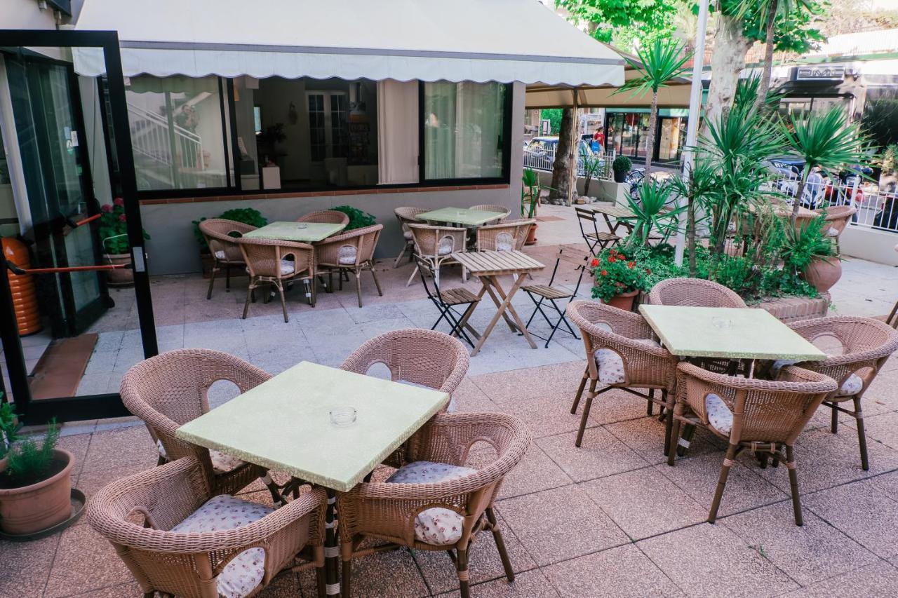 Hotel Jolie Ριτσόνε Εξωτερικό φωτογραφία