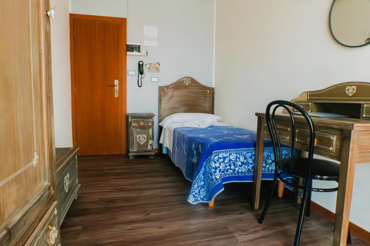 Hotel Jolie Ριτσόνε Εξωτερικό φωτογραφία