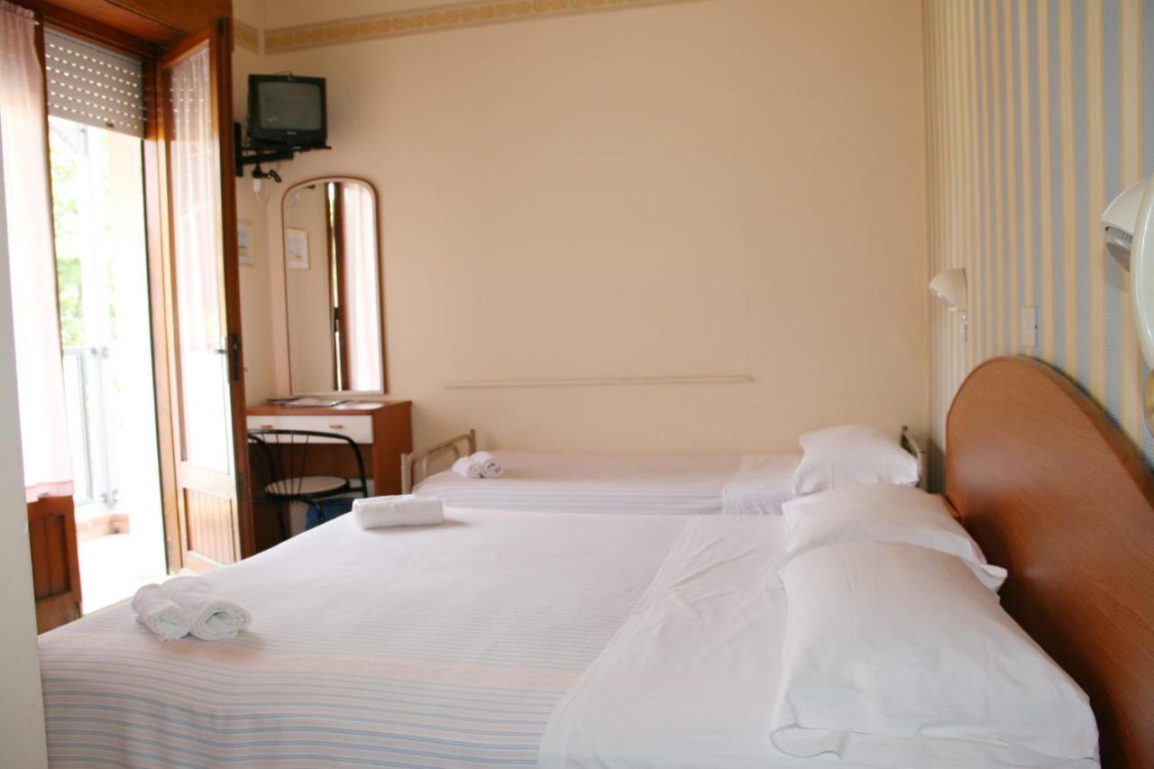 Hotel Jolie Ριτσόνε Εξωτερικό φωτογραφία