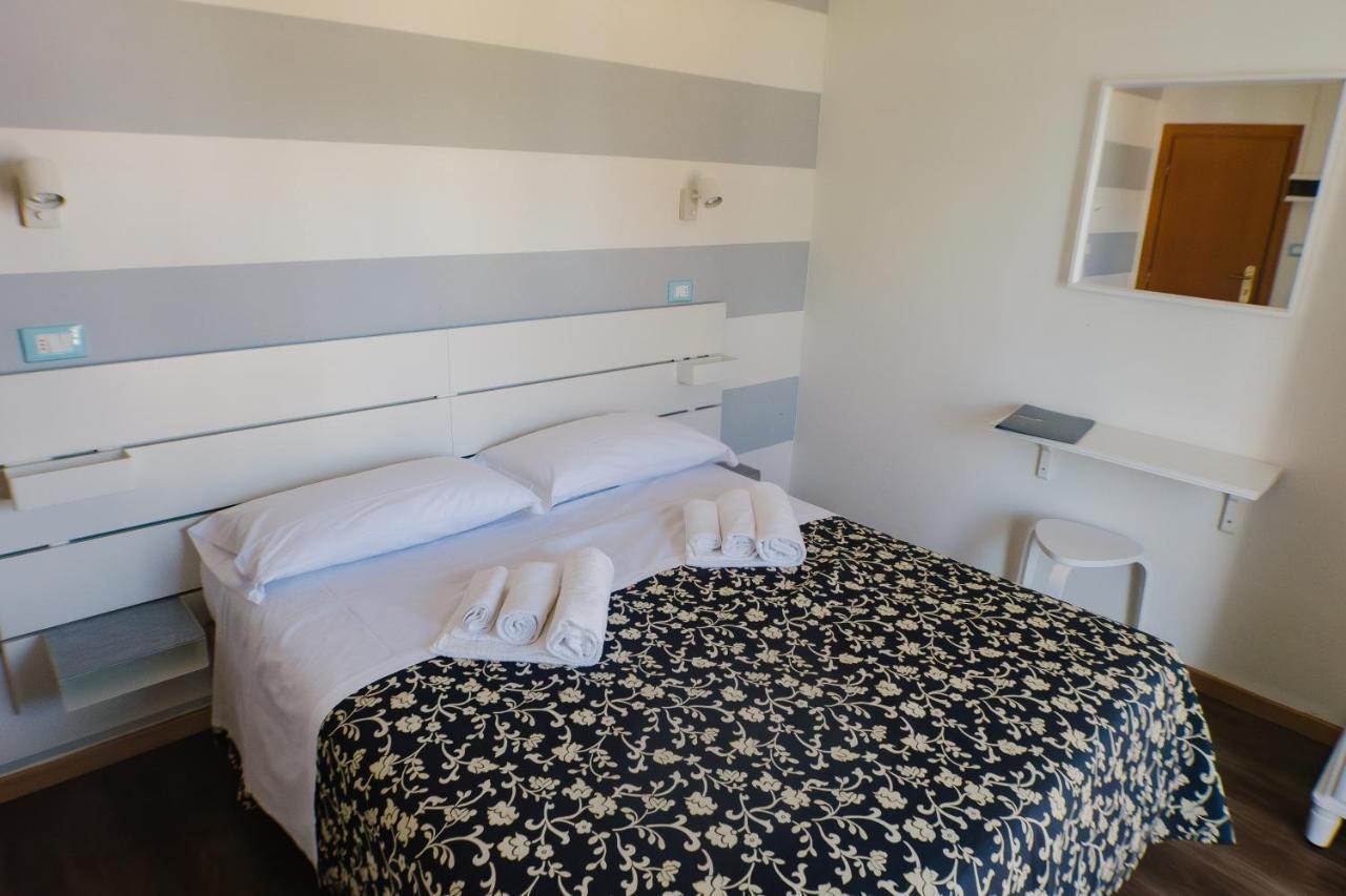 Hotel Jolie Ριτσόνε Εξωτερικό φωτογραφία